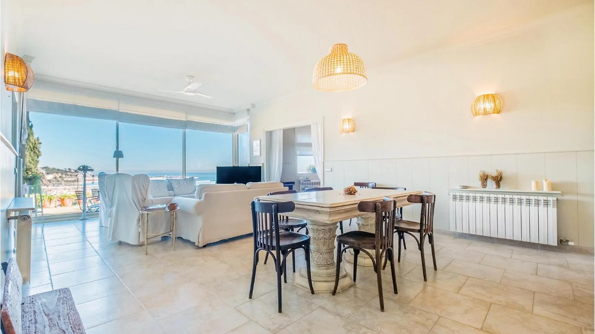 Beautiful Home In Arenys De Mar With Wi-Fi Holiday home